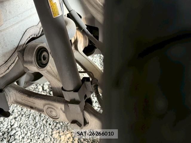 Mercedes Benz E-CLASS 2016-07 7805960-17