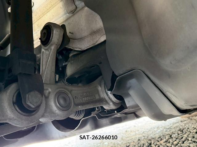 Mercedes Benz E-CLASS 2016-07 7805960-8