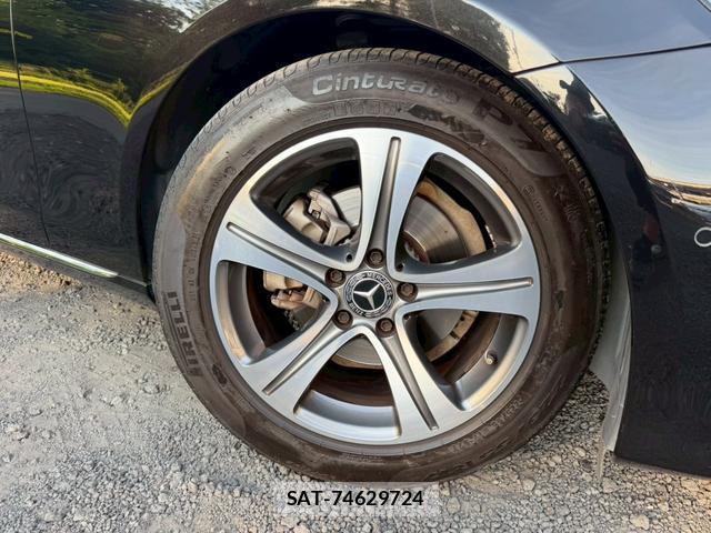 Mercedes Benz E-CLASS 2018-02 7805961-2