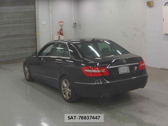Mercedes Benz E-CLASS 2010-11 7809219-4