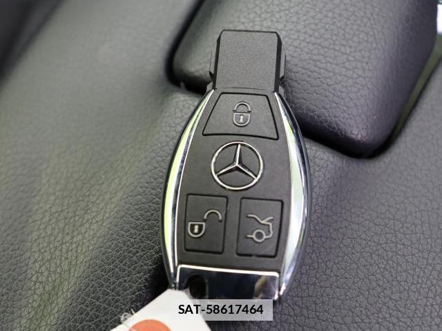 Mercedes Benz E-CLASS 2015-04 7810149-4