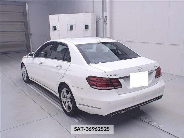 Mercedes Benz E-CLASS 2015-09 7810442-1