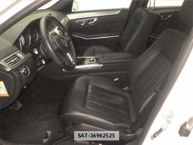 Mercedes Benz E-CLASS 2015-09 7810442-3