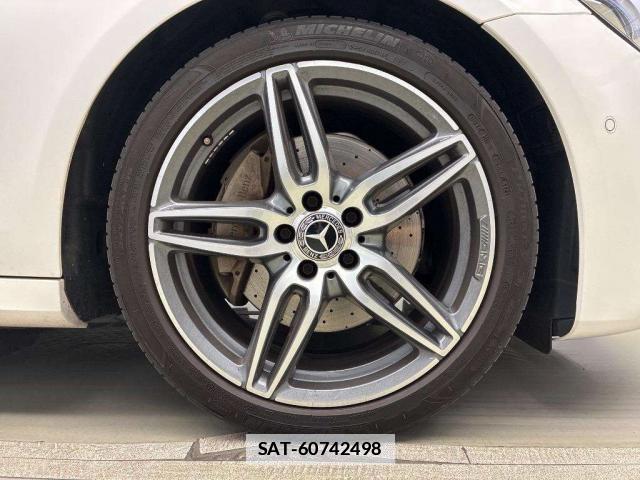 Mercedes Benz E-CLASS 2018-04 7810958-8