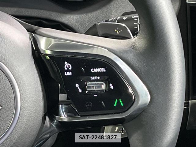 Jaguar E-PACE 2025-03 7798993-6