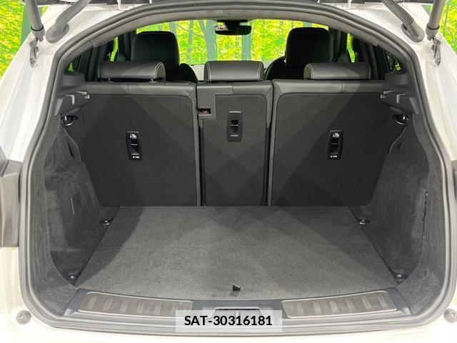 Jaguar E-PACE 2025-03 7799251-11