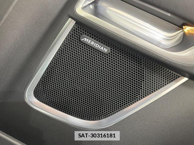 Jaguar E-PACE 2025-03 7799251-5