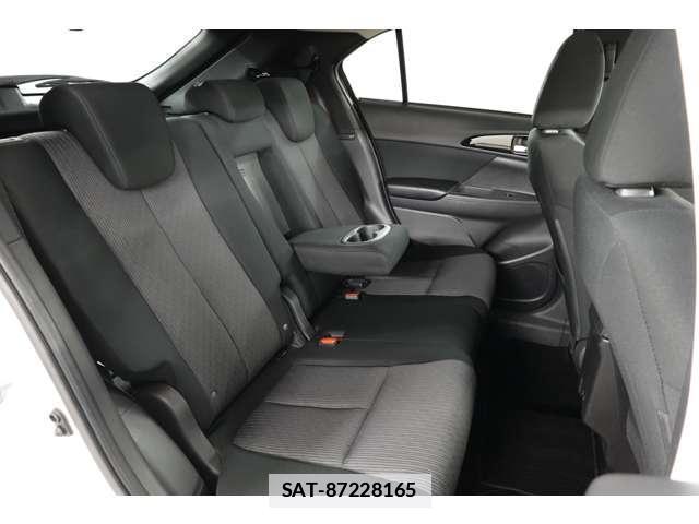 Mitsubishi ECLIPSE CROSS 2023-01 7809075-8