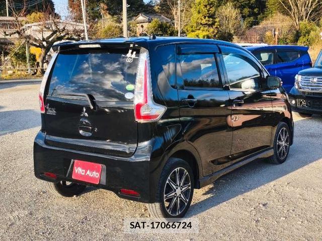 Mitsubishi EK CUSTOM 2016-02 7798527-13