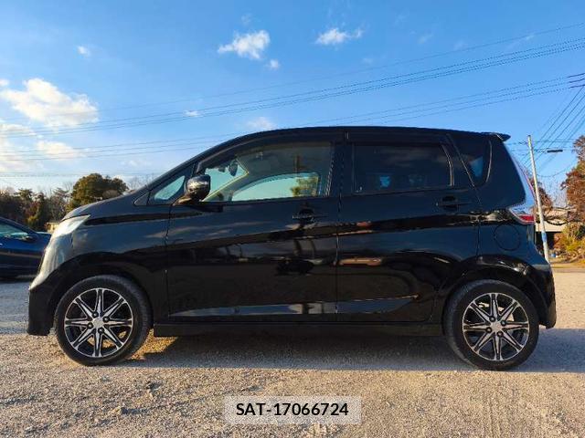 Mitsubishi EK CUSTOM 2016-02 7798527-7