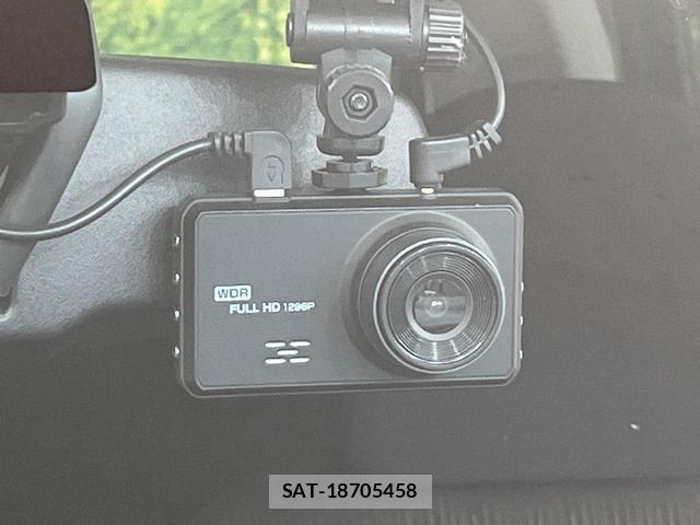 Mitsubishi EK CUSTOM 2013-06 7799422-4