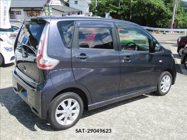 Mitsubishi EK CUSTOM 2017-03 7802660-1
