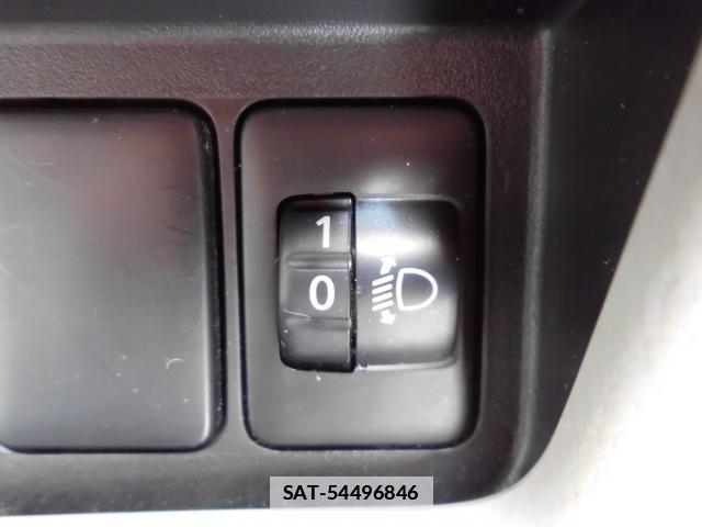 Mitsubishi EK SPACE 2015-06 7804379-8
