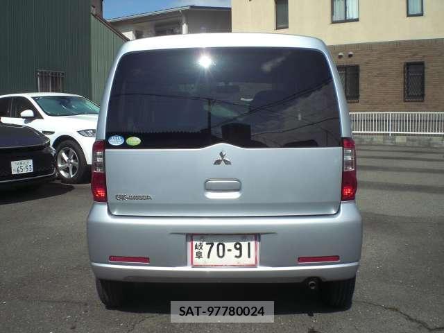 Mitsubishi EK WAGON 2005-03 7795186-4