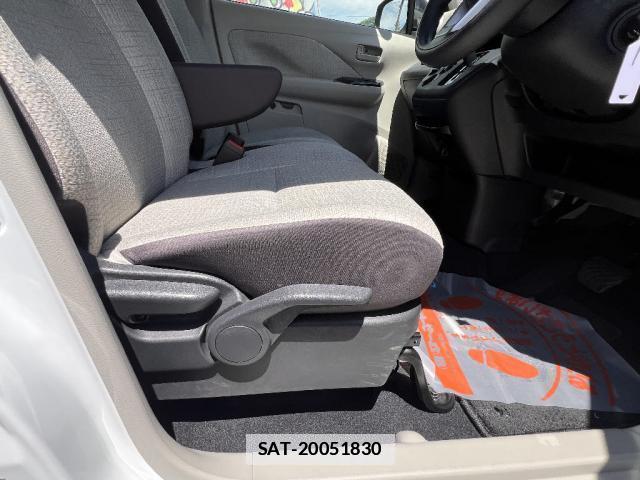 Mitsubishi EK WAGON 2021-08 7801737-4