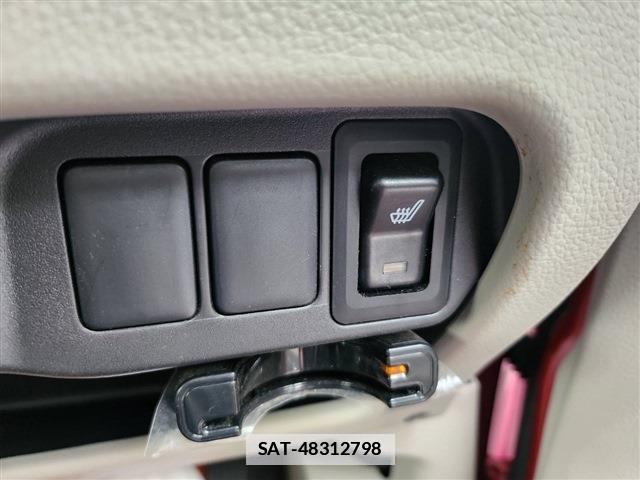 Mitsubishi EK WAGON 2017-02 7802731-12
