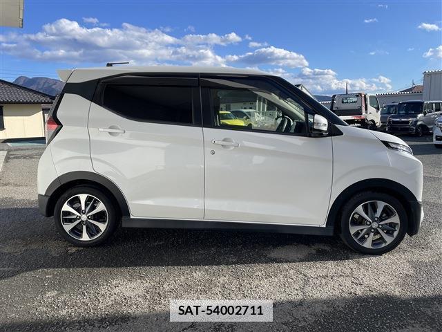 Mitsubishi EK X 2021-01 7792932-4