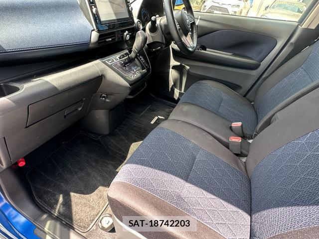 Mitsubishi EK X 2019-08 7803557-7