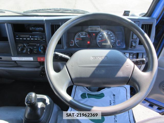 Isuzu ELF TRUCK 2010-11 7793397-19