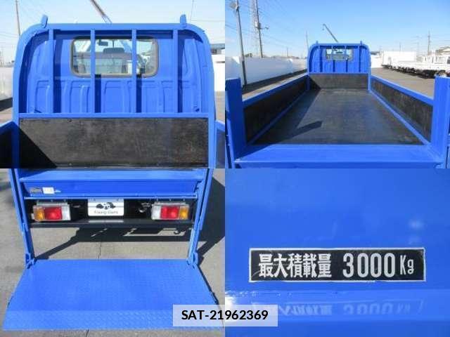 Isuzu ELF TRUCK 2010-11 7793397-2
