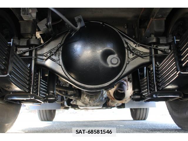 Isuzu ELF TRUCK 2016-02 7793440-18