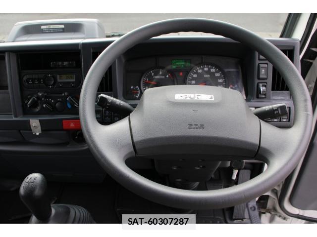 Isuzu ELF TRUCK 2020-08 7793452-17