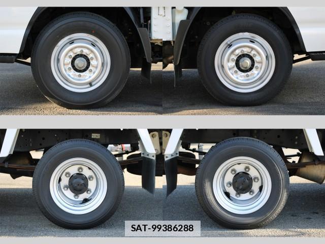 Isuzu ELF TRUCK 2010-08 7793455-19