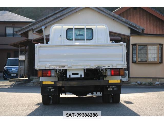 Isuzu ELF TRUCK 2010-08 7793455-4