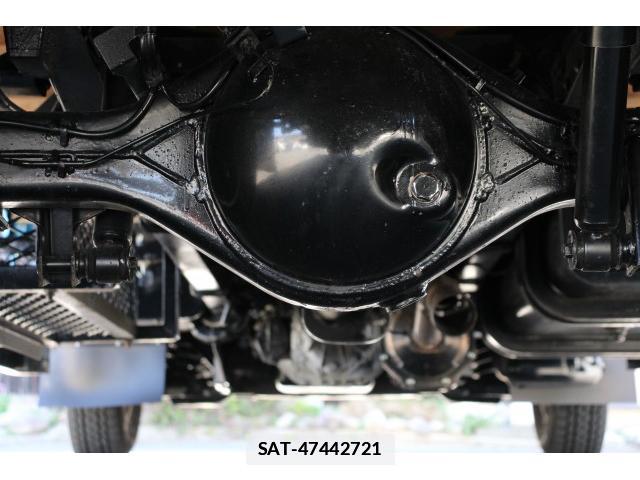 Isuzu ELF TRUCK 2017-09 7793465-19