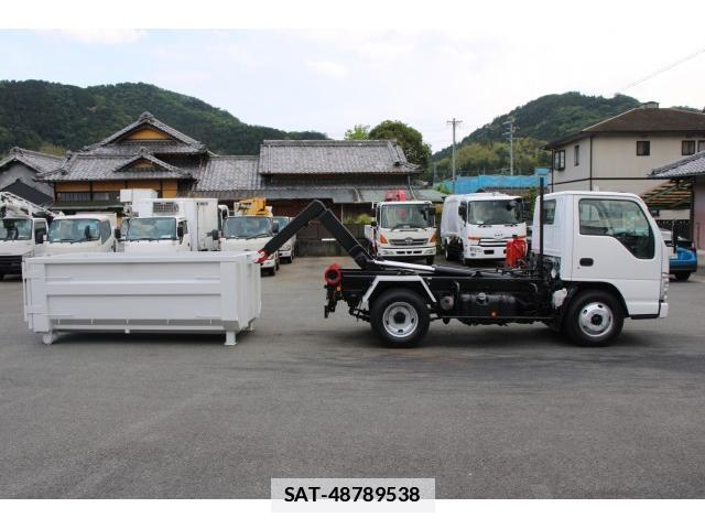 Isuzu ELF TRUCK 2008-08 7793489-4