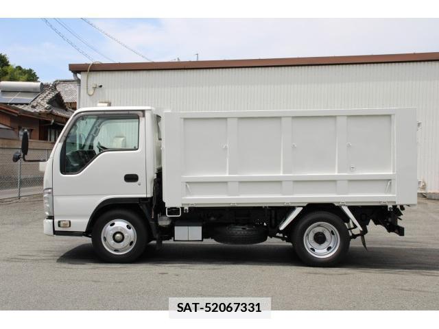Isuzu ELF TRUCK 2017-03 7793499-3