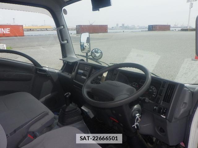 Isuzu ELF TRUCK 2016-03 7796214-2