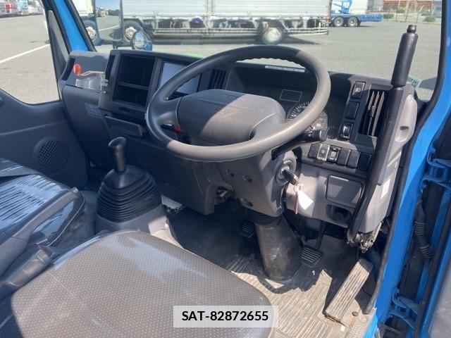 Isuzu ELF TRUCK 2013-08 7796215-1