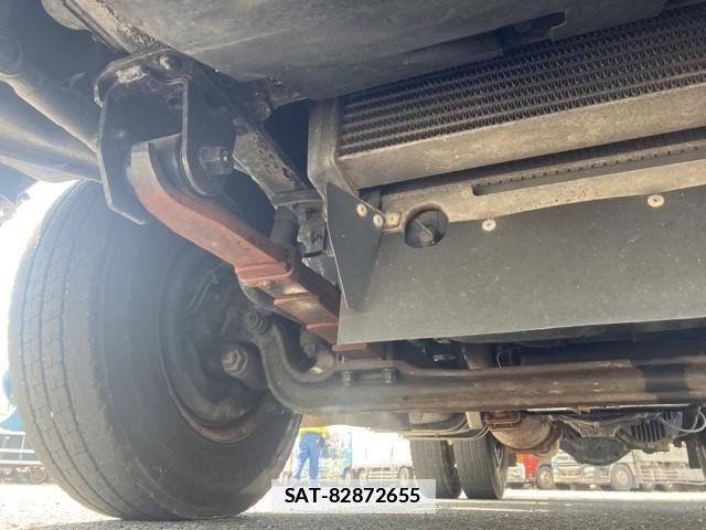 Isuzu ELF TRUCK 2013-08 7796215-12
