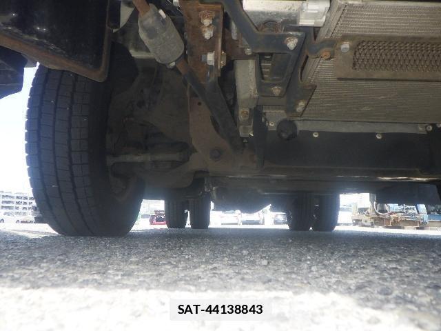 Isuzu ELF TRUCK 2016-03 7796217-11