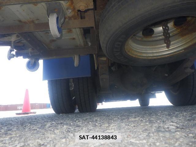 Isuzu ELF TRUCK 2016-03 7796217-13