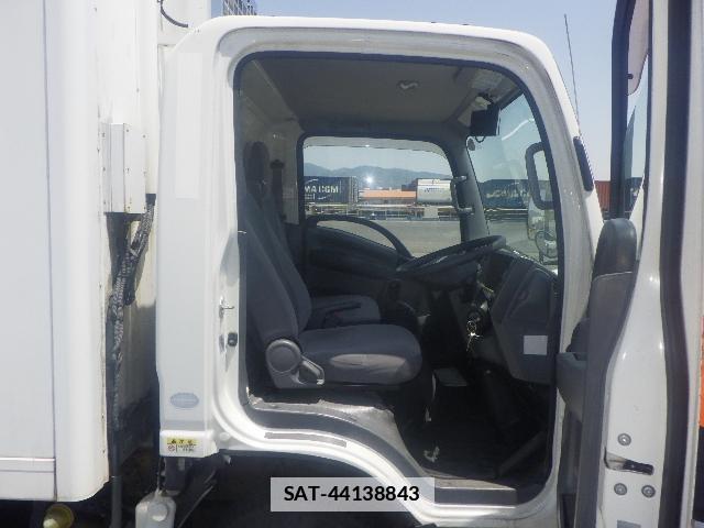 Isuzu ELF TRUCK 2016-03 7796217-3
