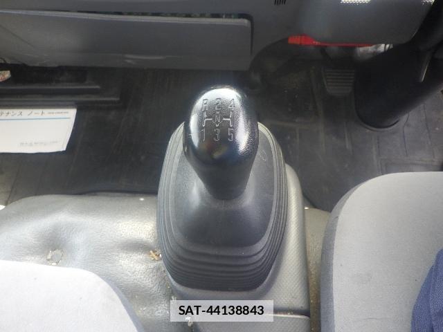 Isuzu ELF TRUCK 2016-03 7796217-7