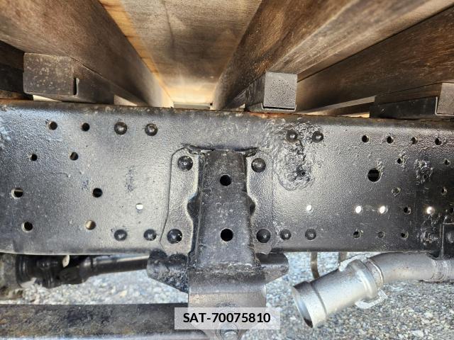 Isuzu ELF TRUCK 2014 7796224-13