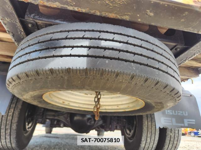 Isuzu ELF TRUCK 2014 7796224-17