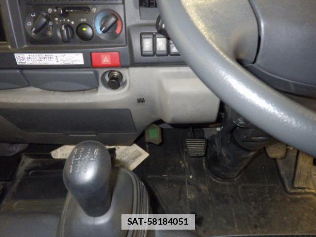 Isuzu ELF TRUCK 2012-12 7796227-3