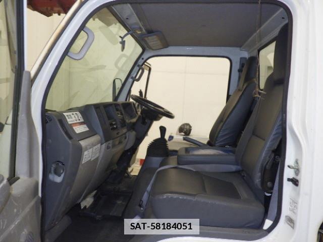 Isuzu ELF TRUCK 2012-12 7796227-4