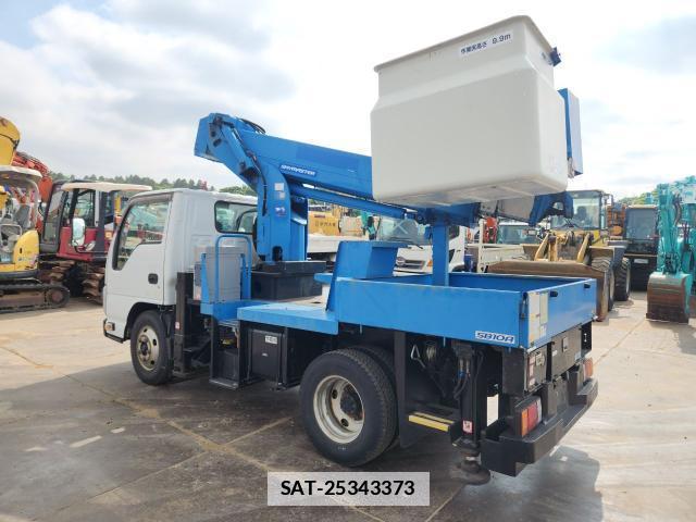Isuzu ELF TRUCK 2012-07 7796229-1