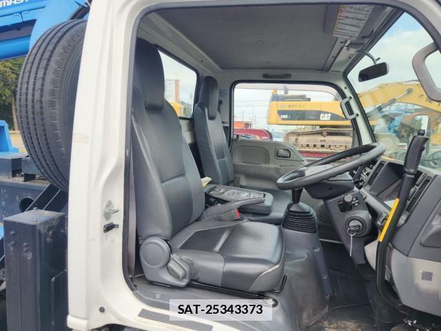 Isuzu ELF TRUCK 2012-07 7796229-2