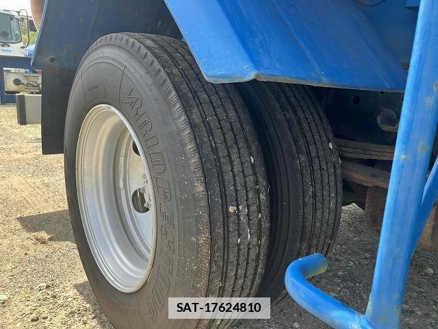 Isuzu ELF TRUCK 2010 7796232-13