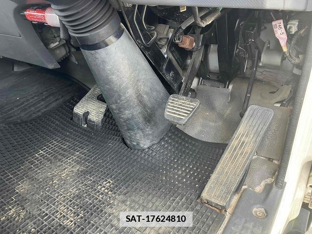 Isuzu ELF TRUCK 2010 7796232-5