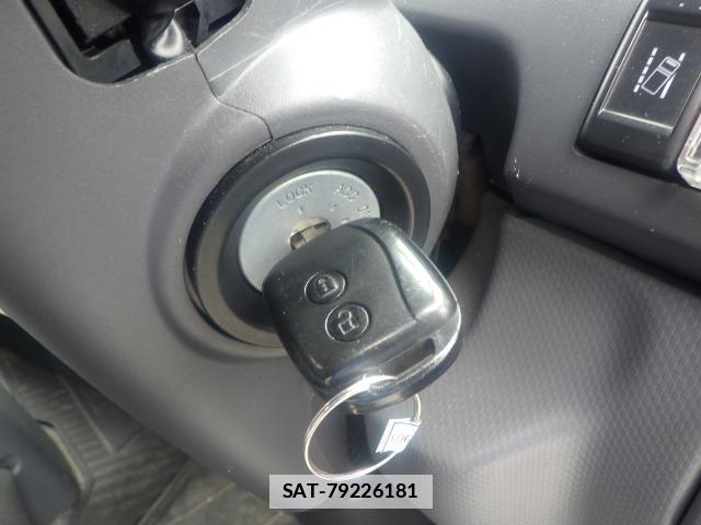 Isuzu ELF TRUCK 2021-03 7796234-11