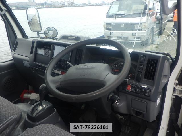 Isuzu ELF TRUCK 2021-03 7796234-6