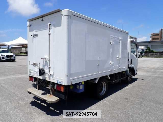 Isuzu ELF TRUCK 2014-03 7796244-1