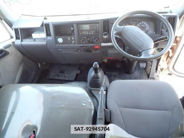 Isuzu ELF TRUCK 2014-03 7796244-2